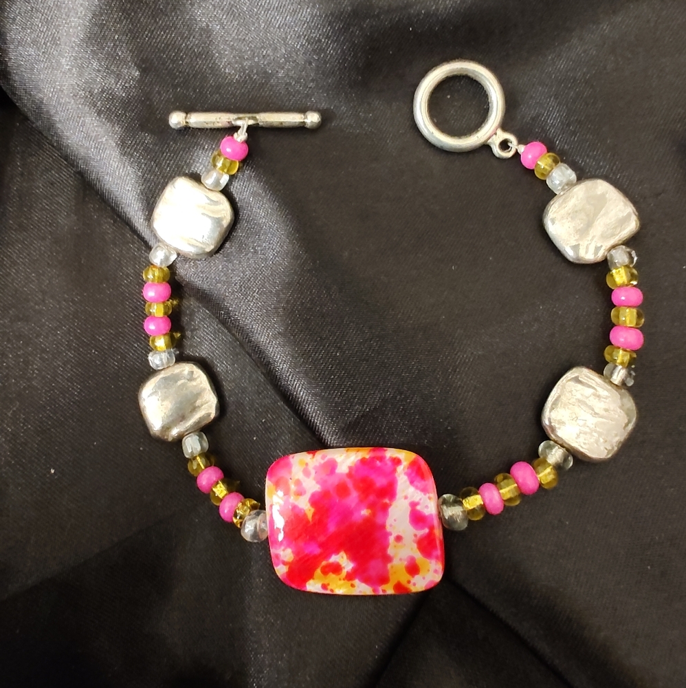 Unique Pink Focal Stone & Silver Tone Beads Bracelet
